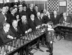 8-jarige-samuel-reshevsky-speelt-simultaan-schaak-209